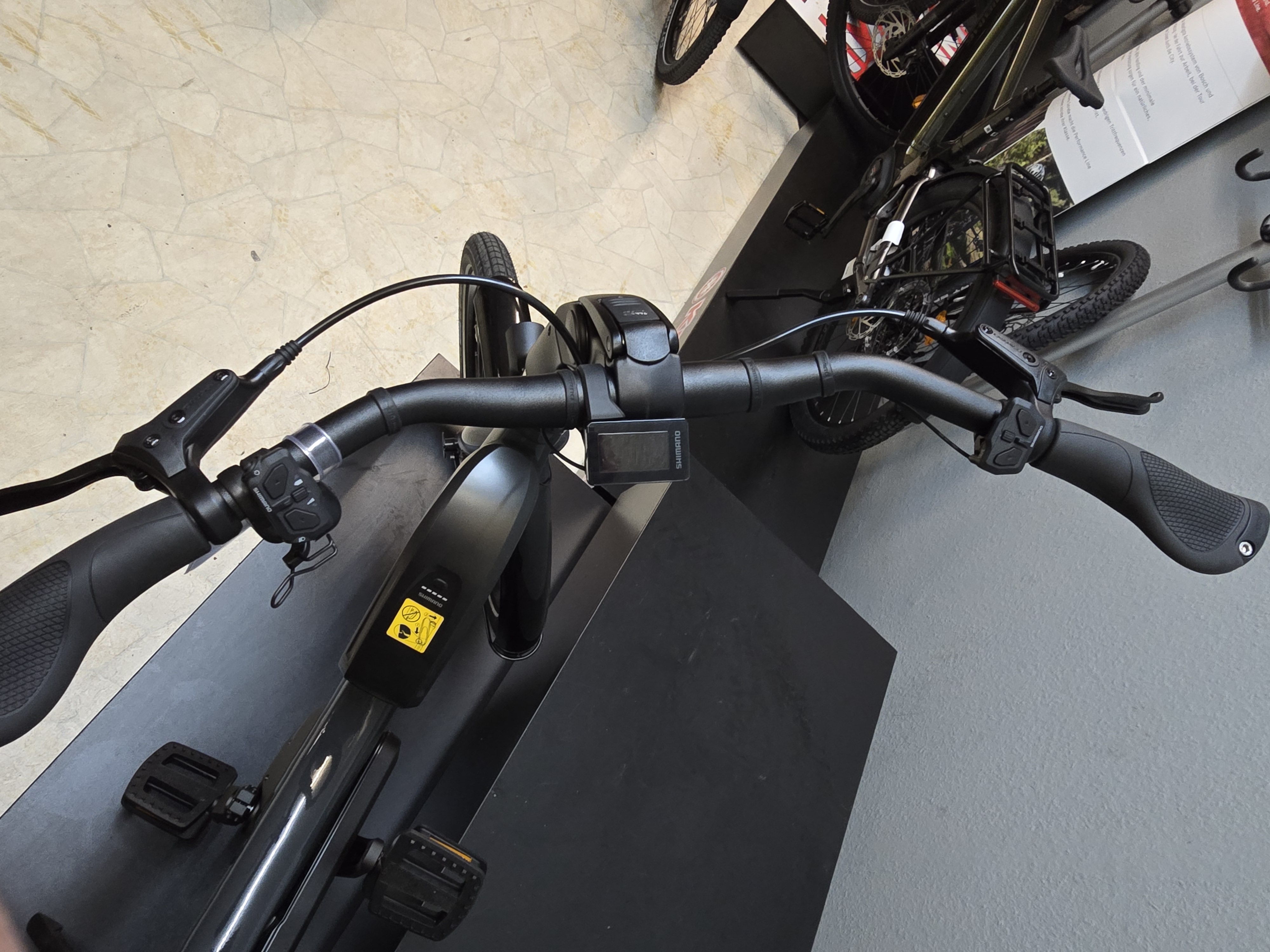  GAZELLE EASYFLOW C8 HMS L46 Anthracite grey S8 630W