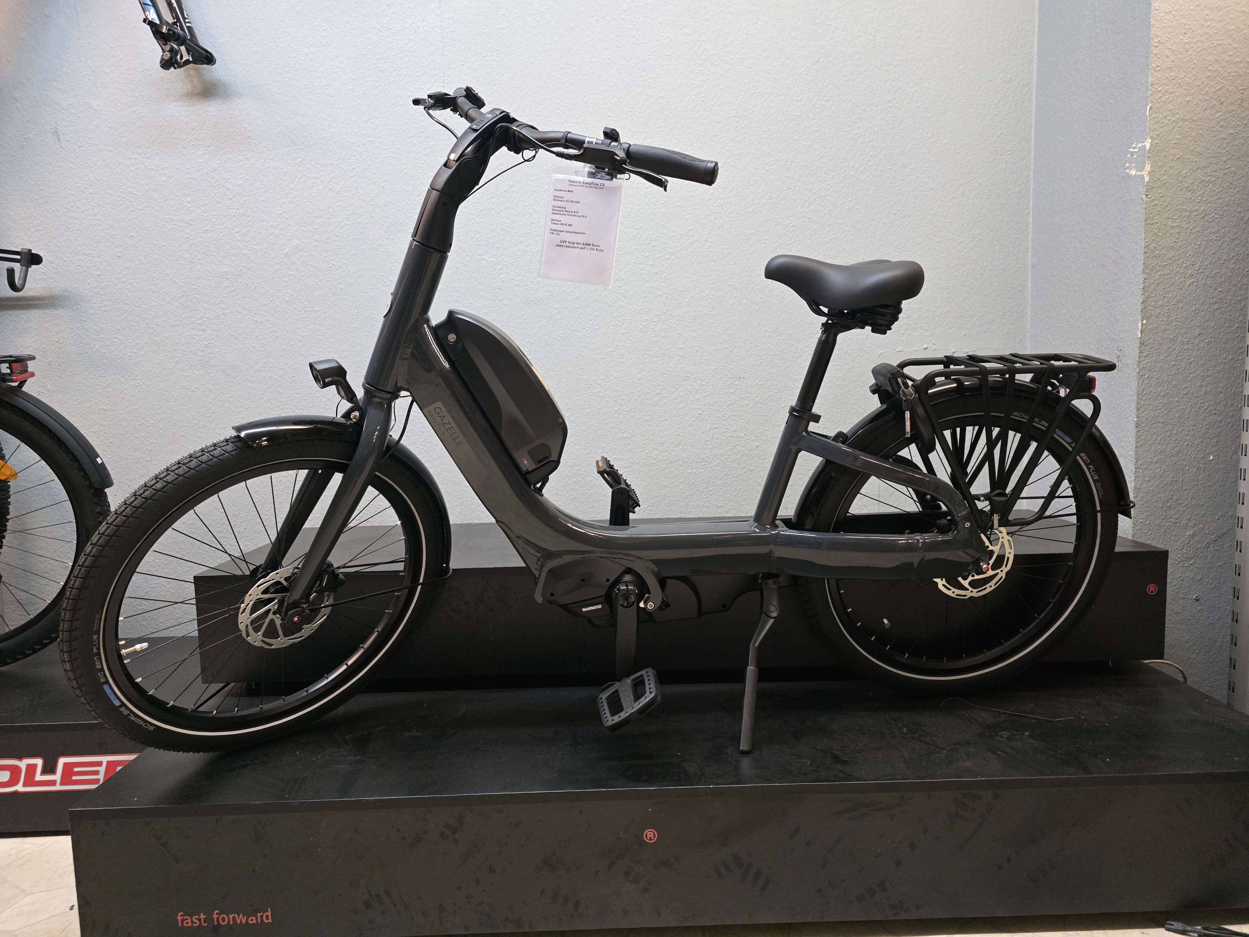  GAZELLE EASYFLOW C8 HMS L46 Anthracite grey S8 630W