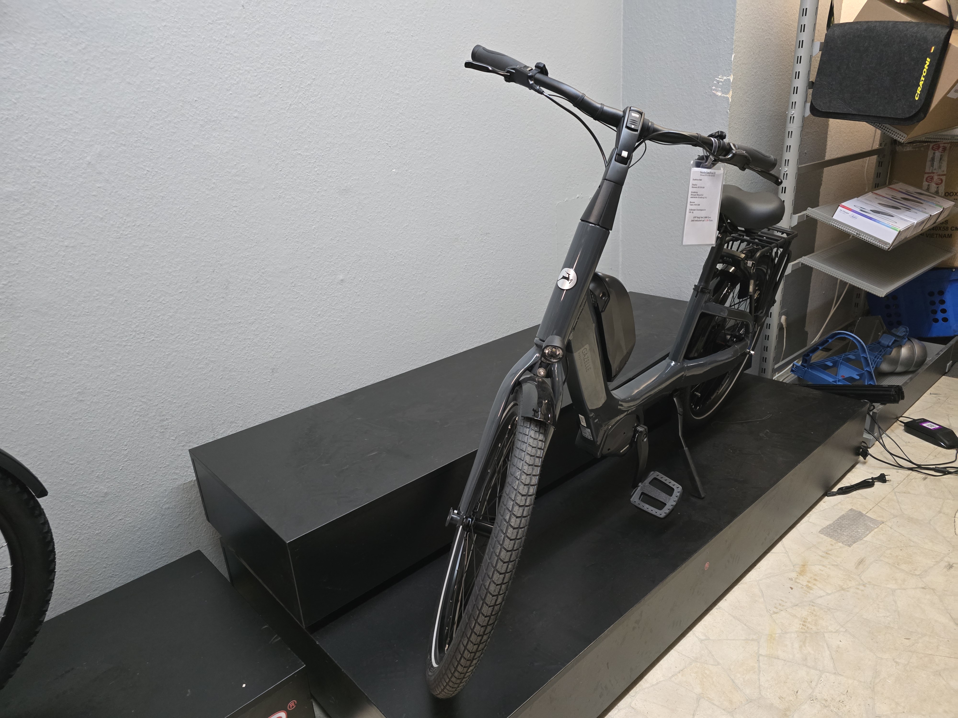  GAZELLE EASYFLOW C8 HMS L46 Anthracite grey S8 630W