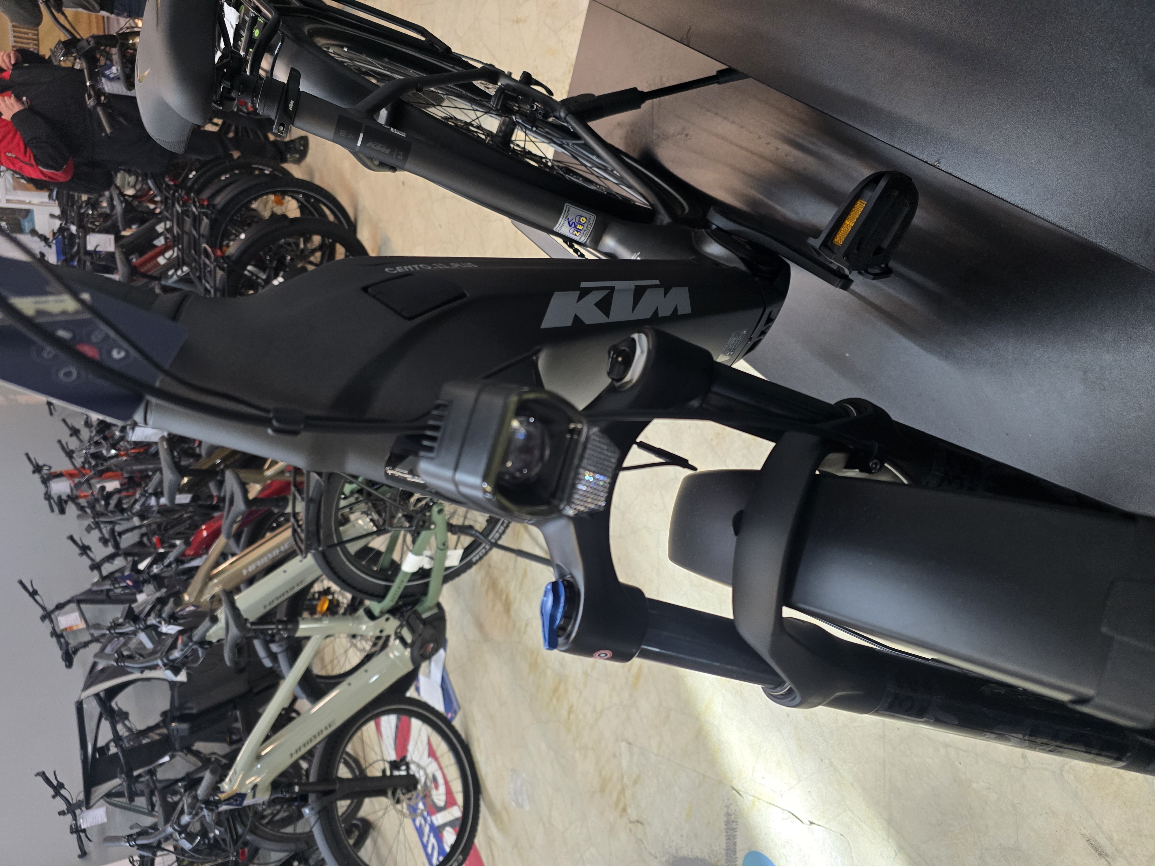 * NEU2026* KTM ZEG CENTO 11 PLUS DI2 MACHINE GREY MATT US